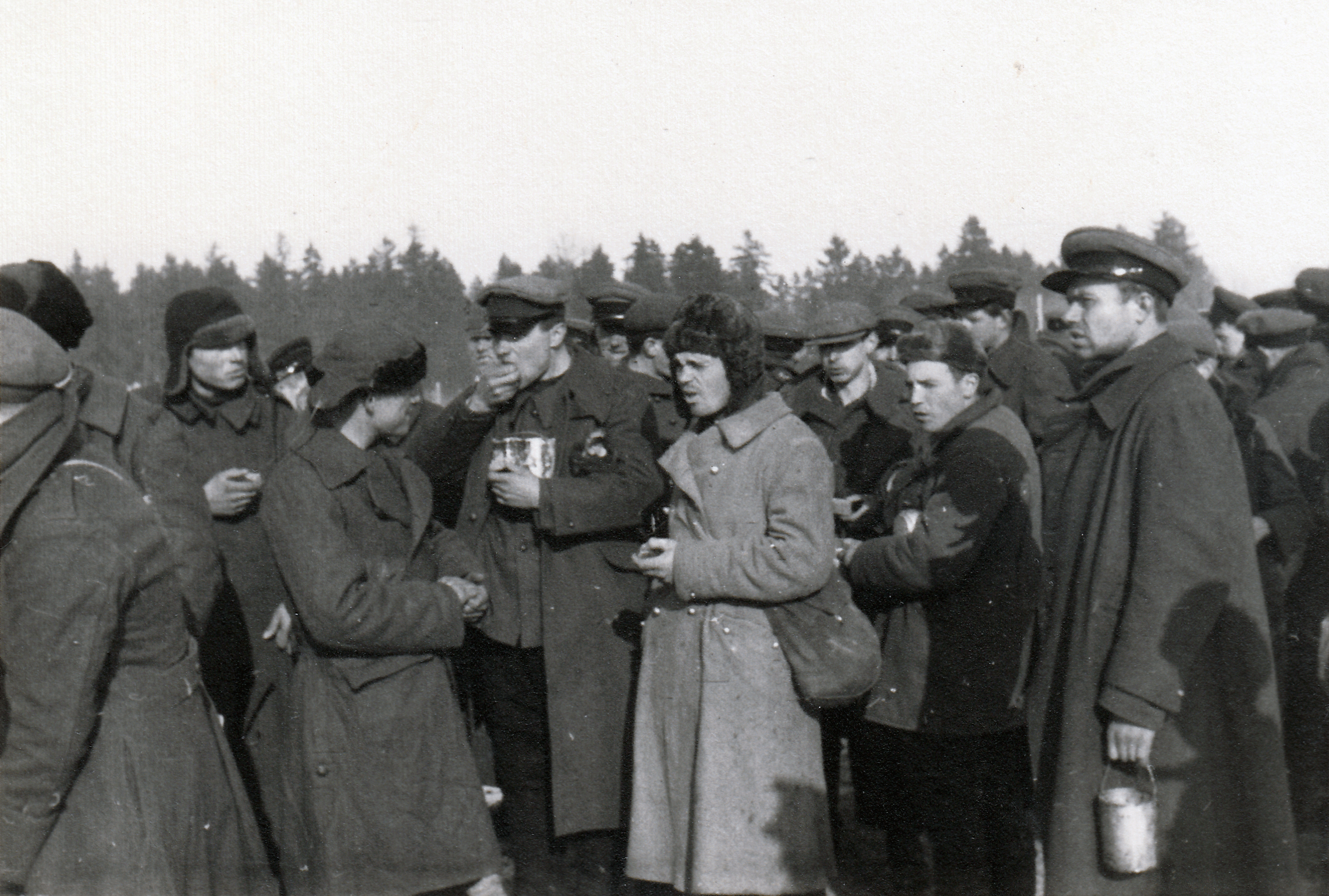 Ankunft sowjetischer Kriegsgefangener im Herbst 1941 im Stalag VII/A in Moosburg. Foto: Stadtarchiv Moosburg Ankunft sowjetischer Kriegsgefangener im Herbst 1941 im Stalag VII/A in Moosburg. Foto: Stadtarchiv Moosburg